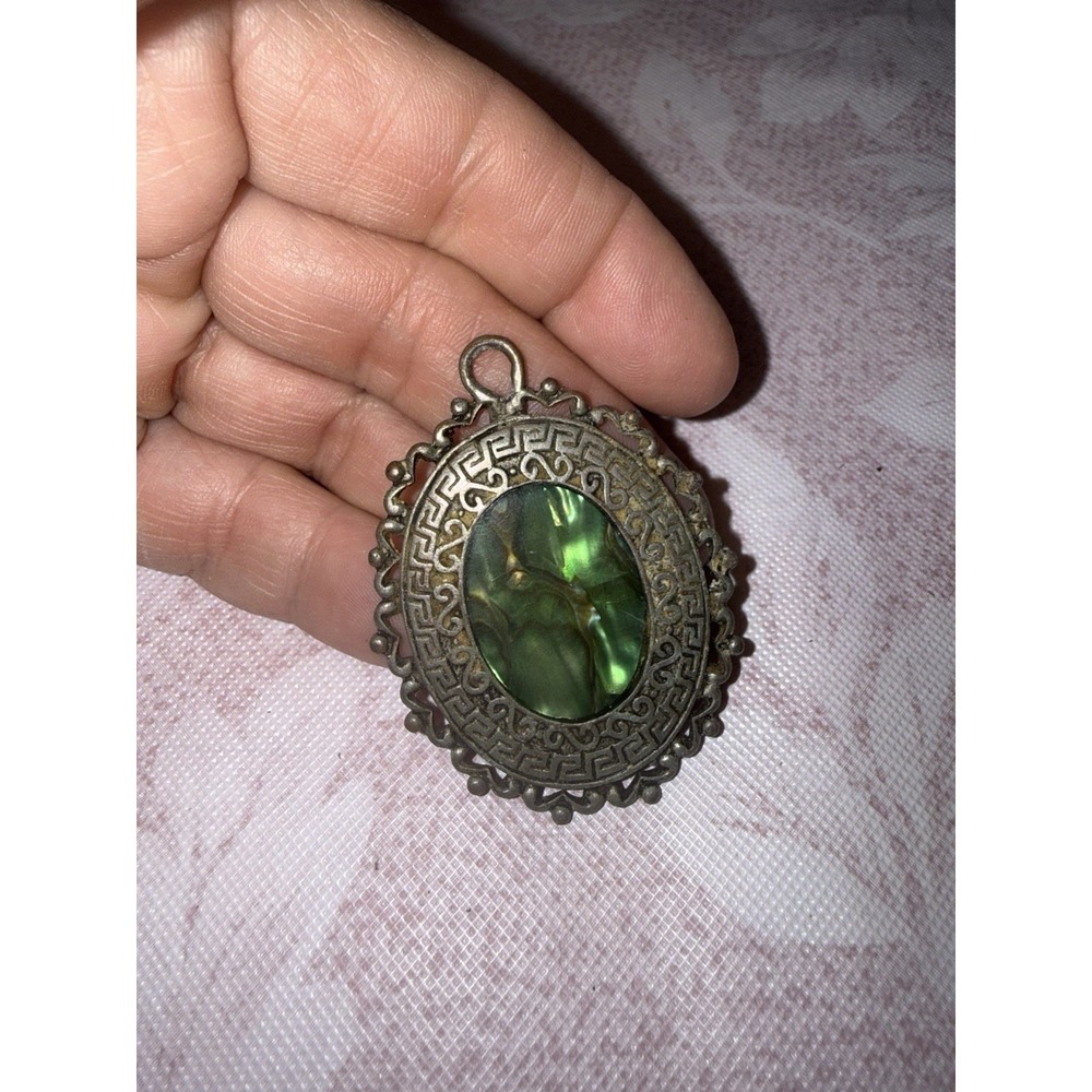 Abalone Silver Tone Pendant‎ Necklace Vintage